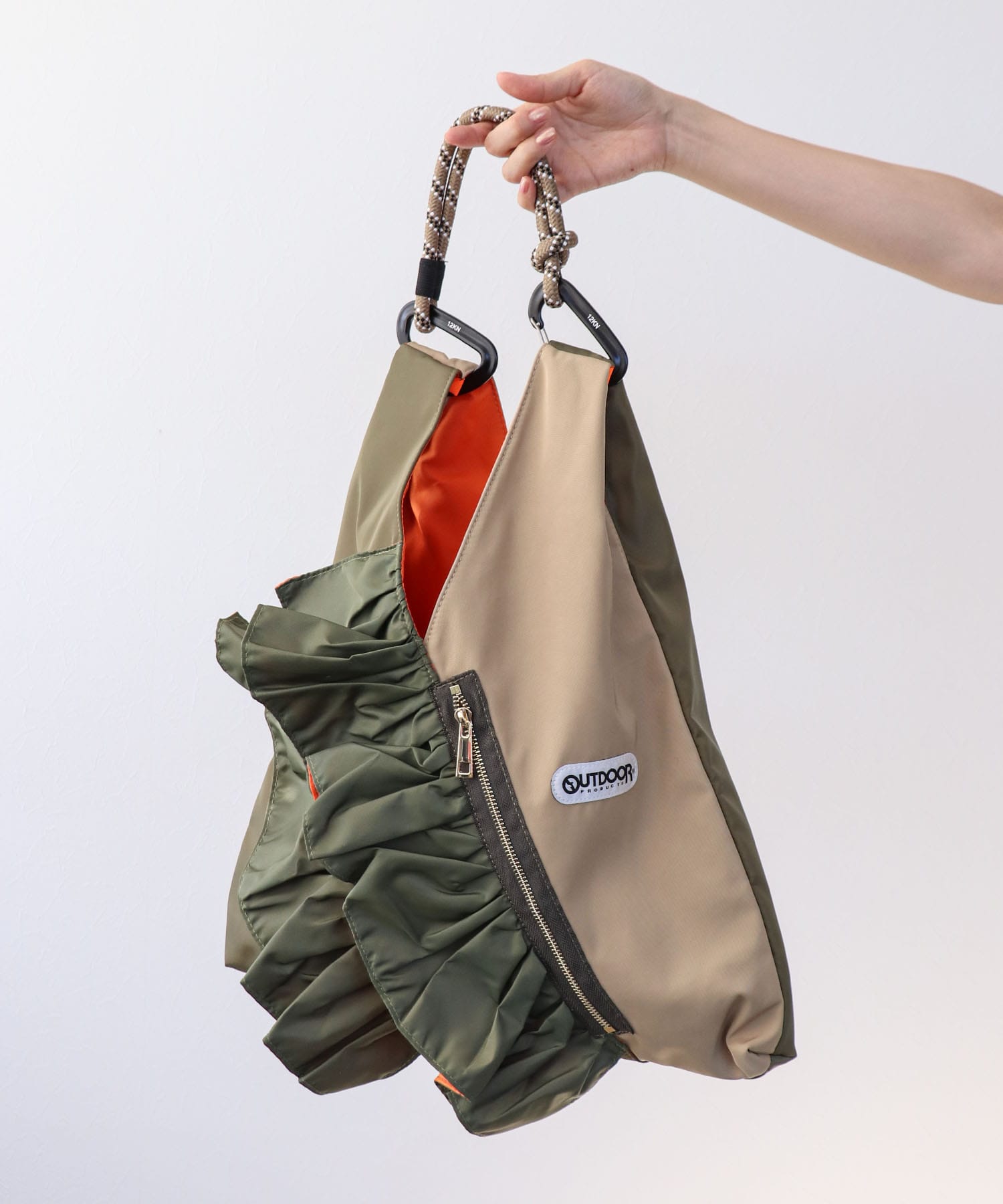 【WEB先行発売】【RISLEY×OUTDOOR PRODUCT】トライアングルフリルバッグ