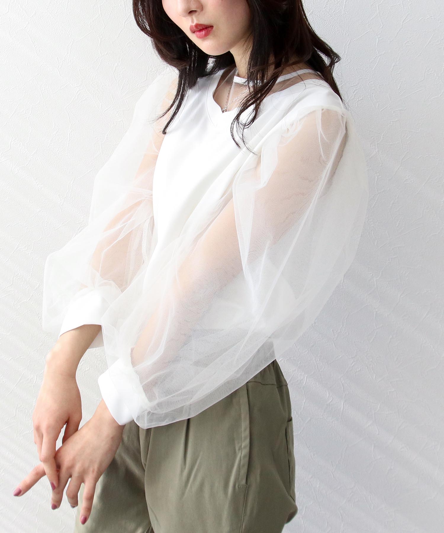 シアーネックボリュームスリーブTOPS | AND ON JIONE STORE