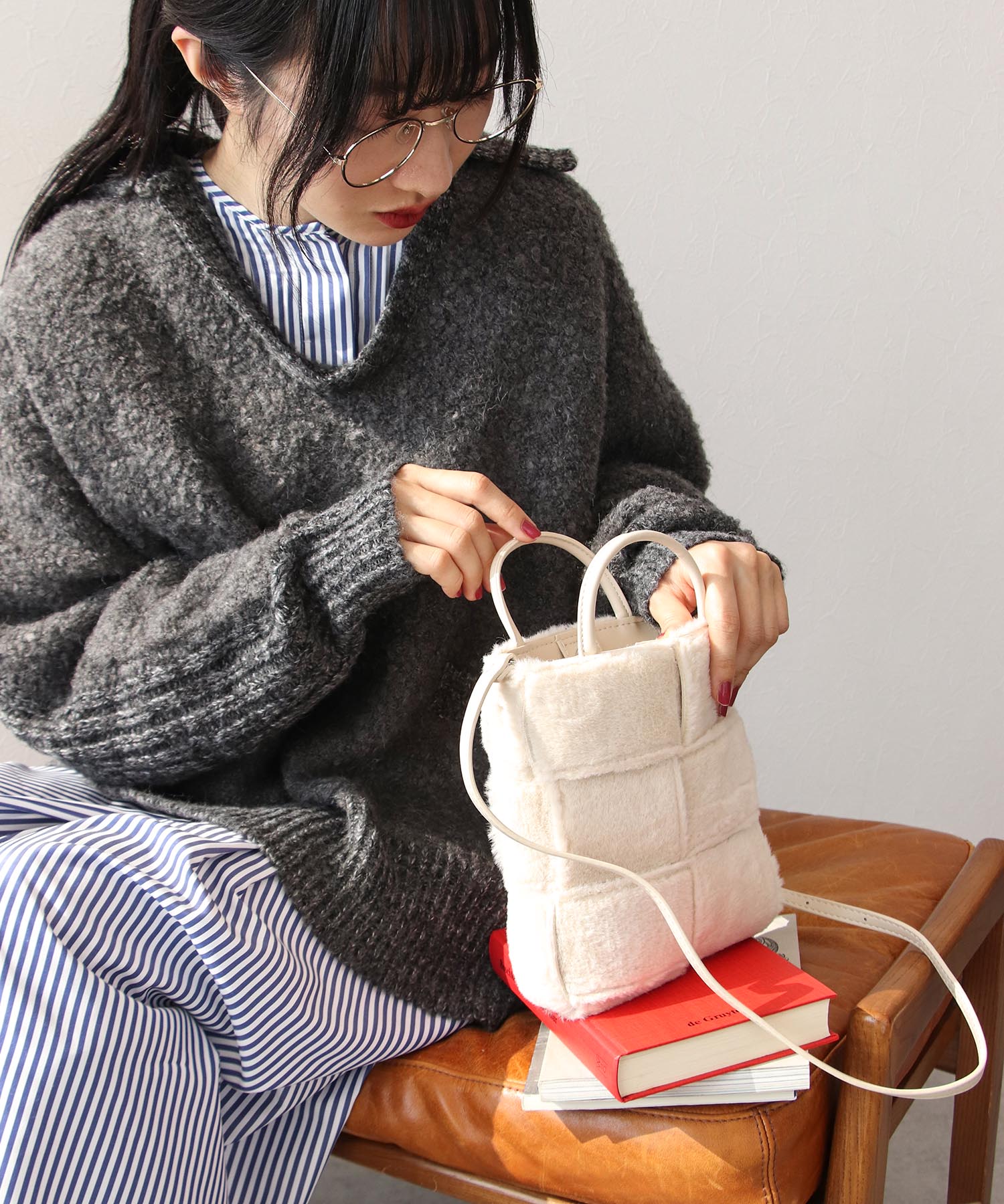 フェイクファーイントレチャートミニショルダーBAG | AND ON JIONE