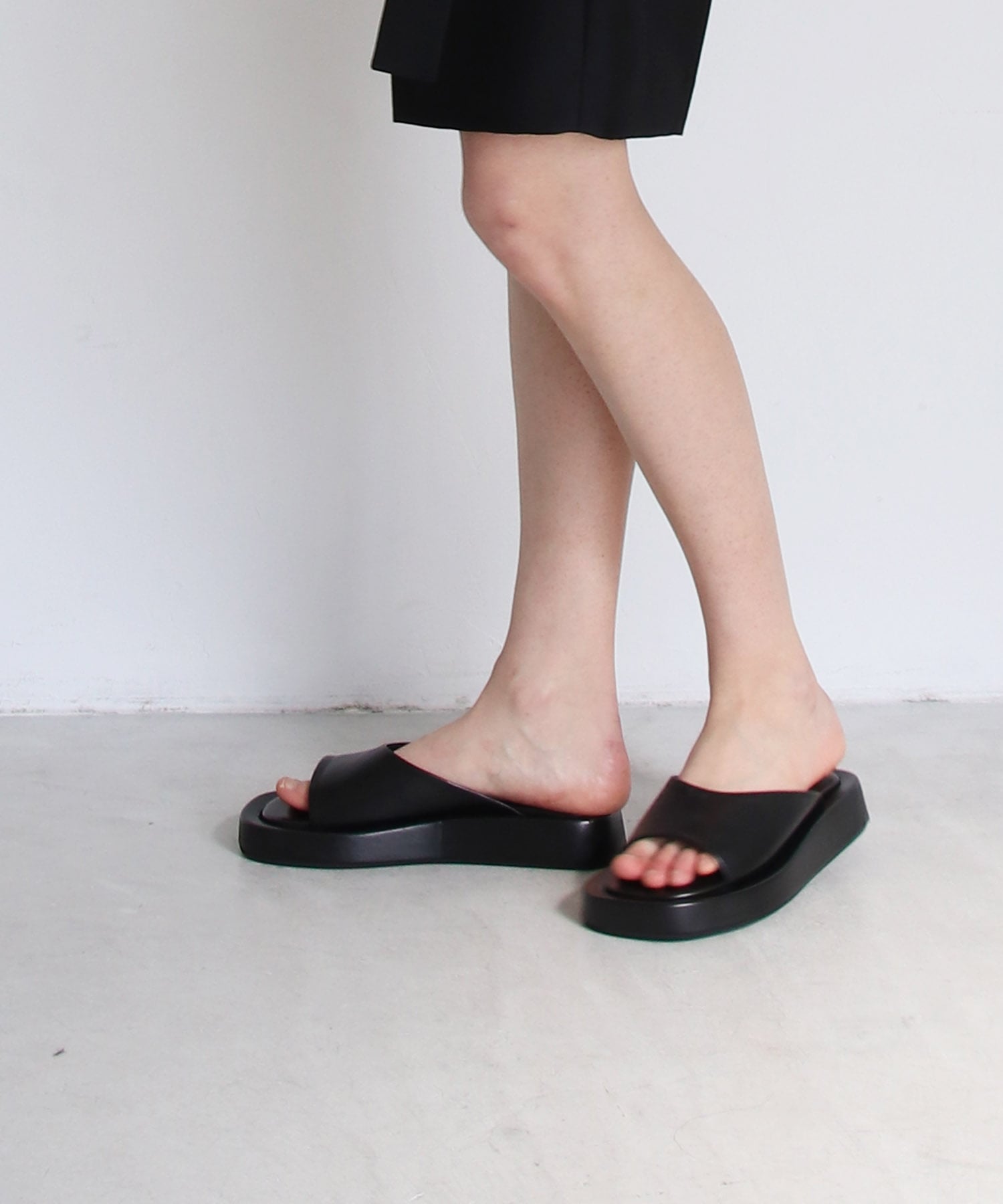 FABIO RUSCONI＞EMA leather one band platform sandals | AND ON