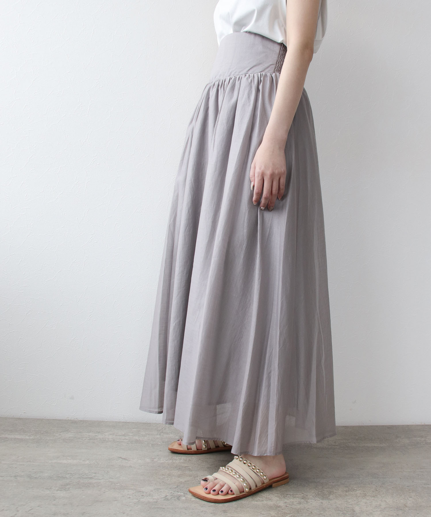 Sugar Rose＞back shirring gather flare skirt | AND ON JIONE STORE 