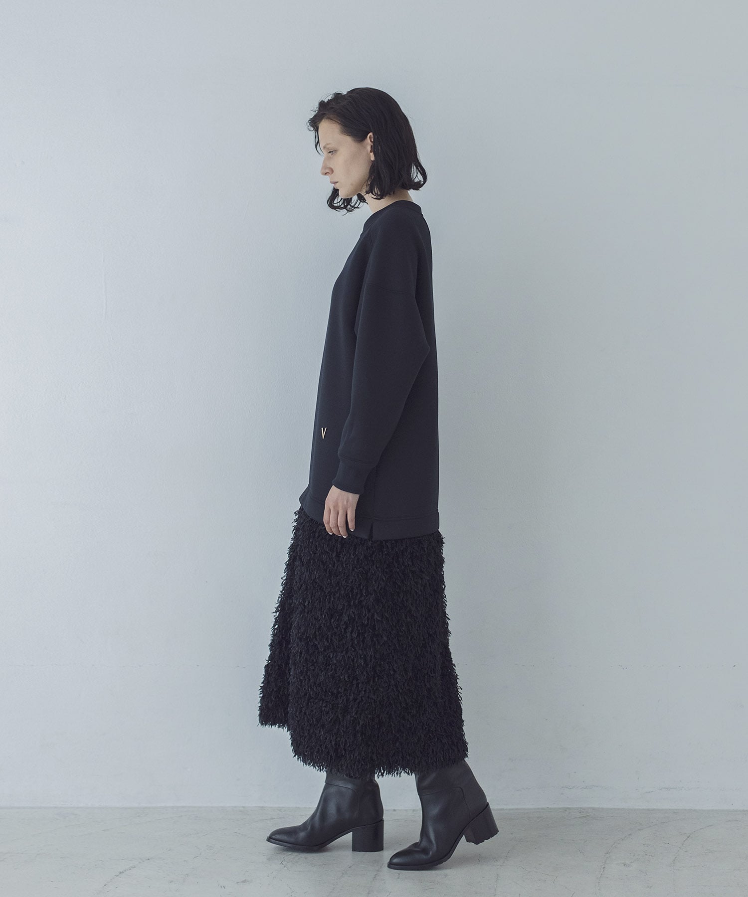 VENIT＞feather×bonding dress | AND ON JIONE STORE（アンドオン