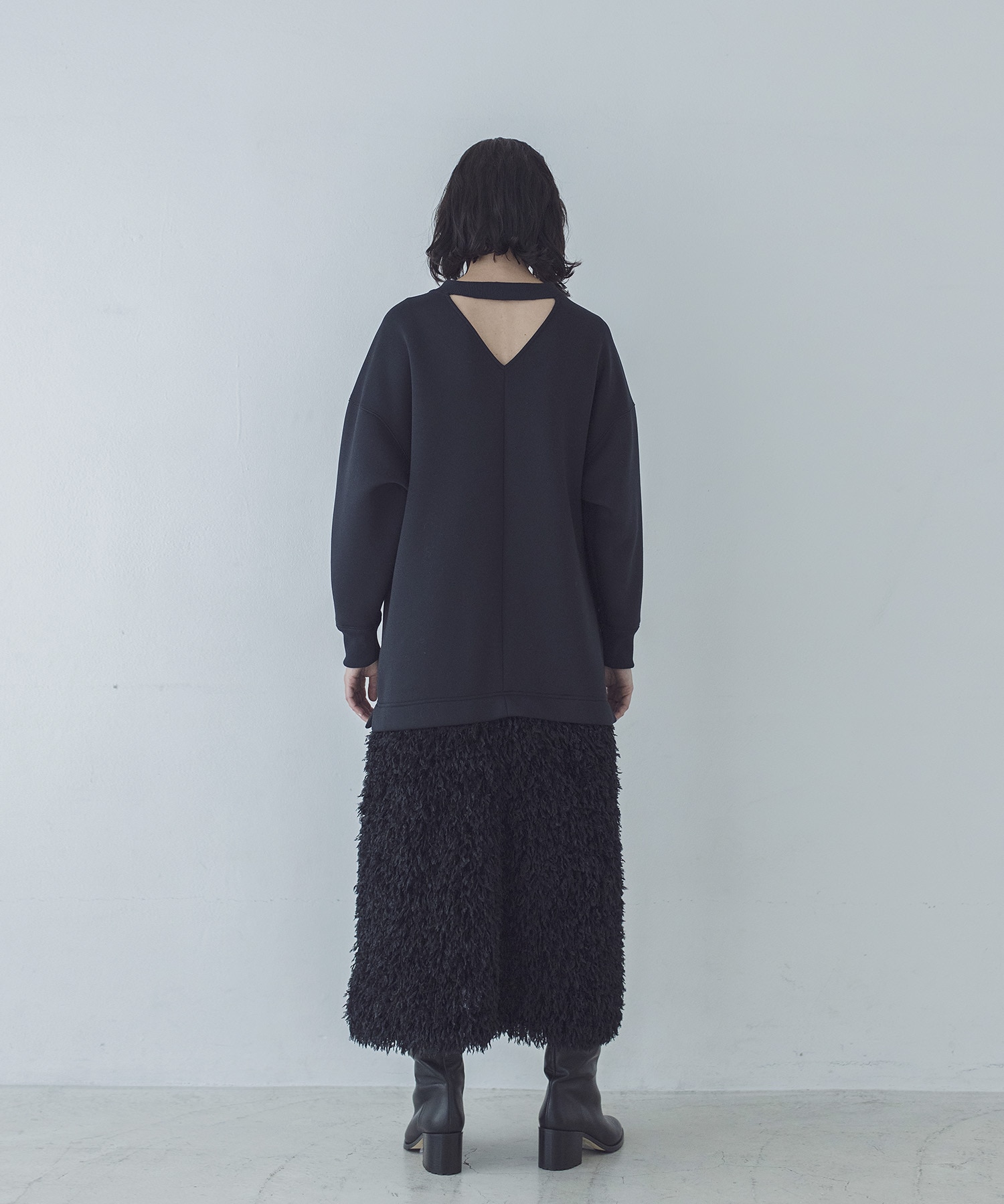 VENIT＞feather×bonding dress | AND ON JIONE STORE（アンドオン 