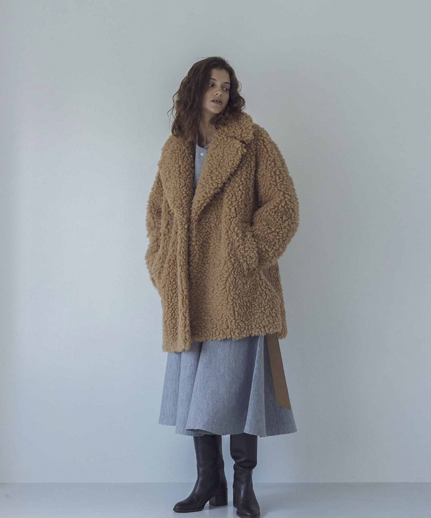 VENIT＞plush boa coat | AND ON JIONE STORE（アンドオン）ジオン商事