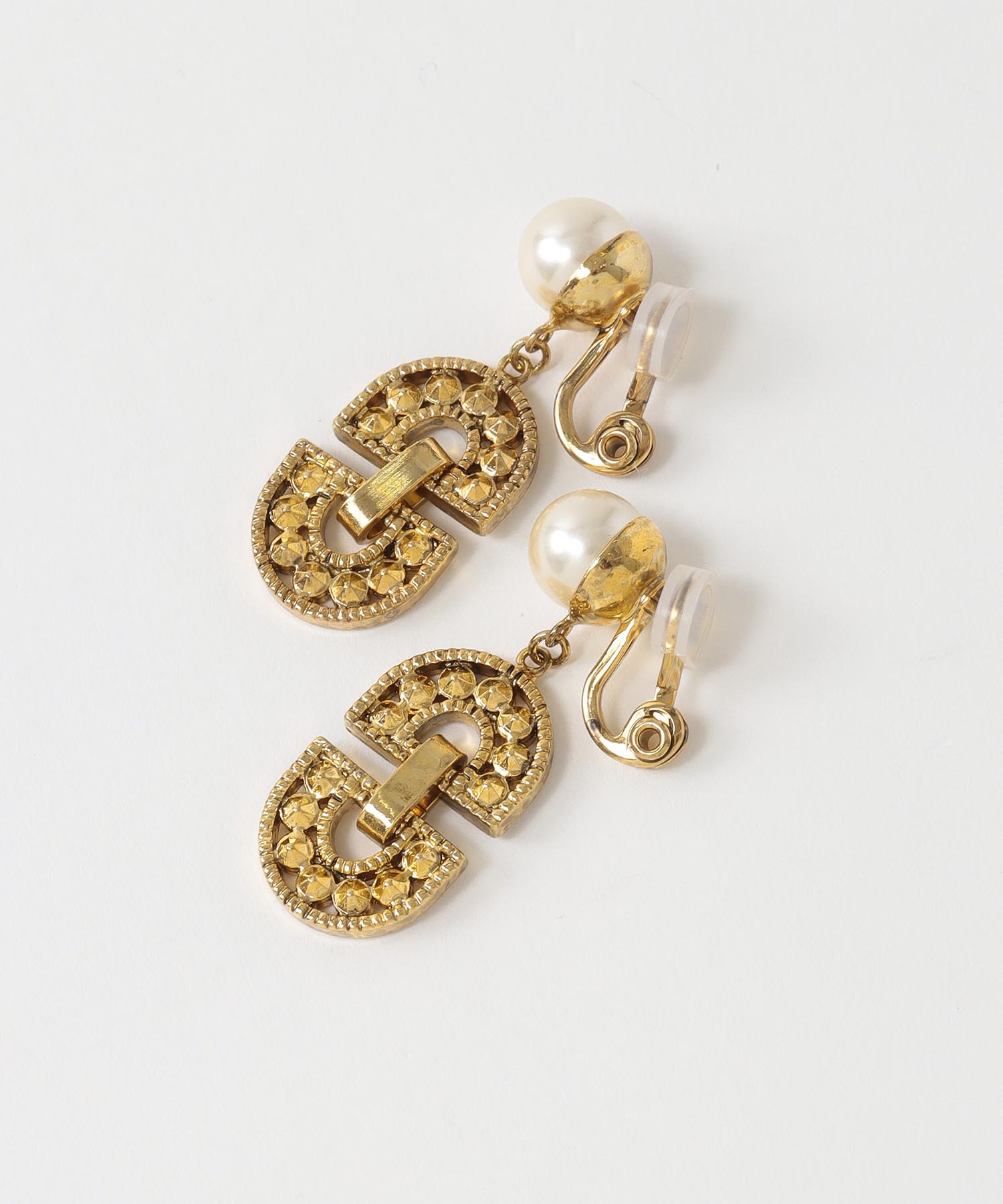 ADER＞Marcasite pearl earring | AND ON JIONE STORE（アンドオン