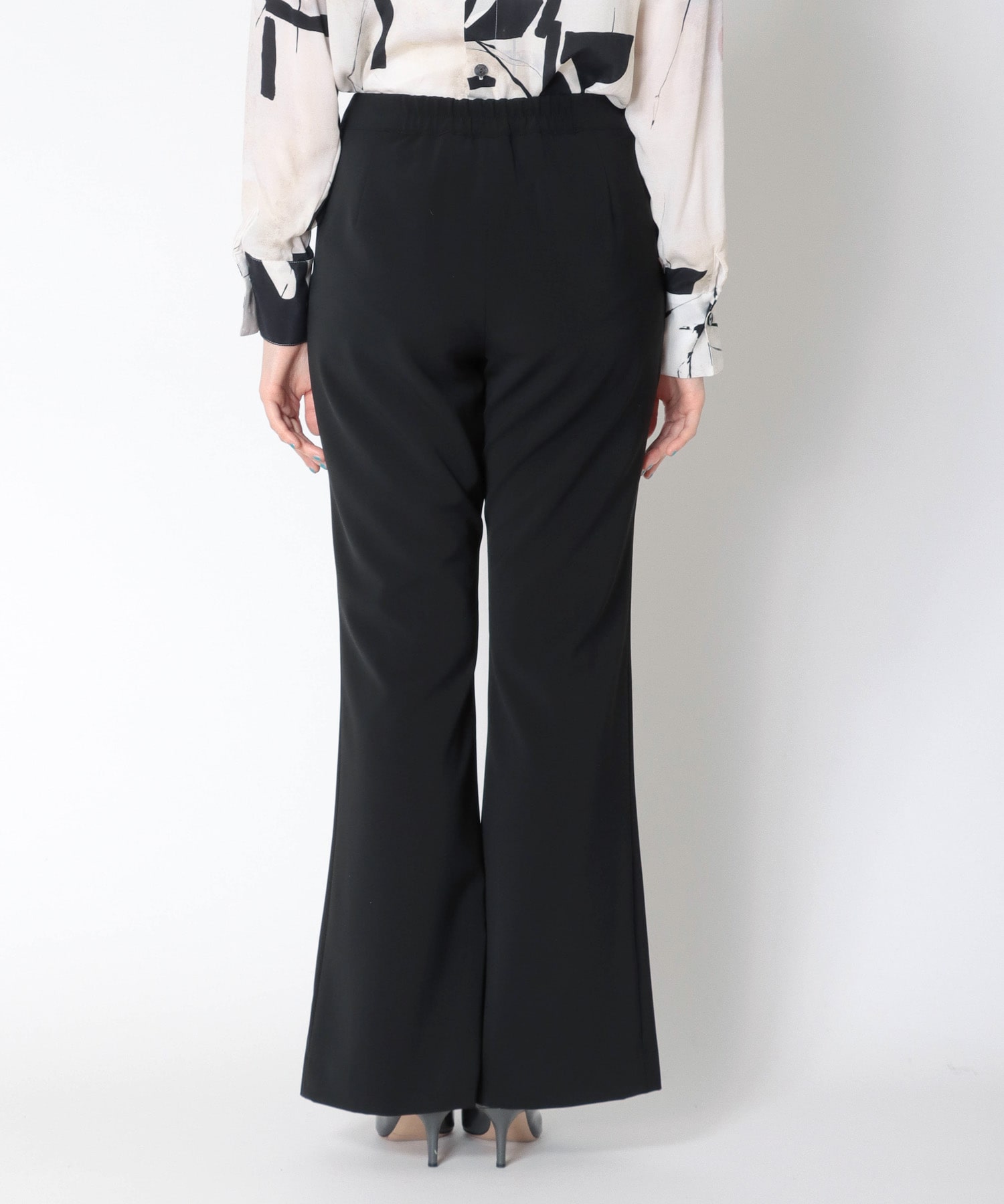 B7＞stefany slit pants | AND ON JIONE STORE（アンドオン）ジオン