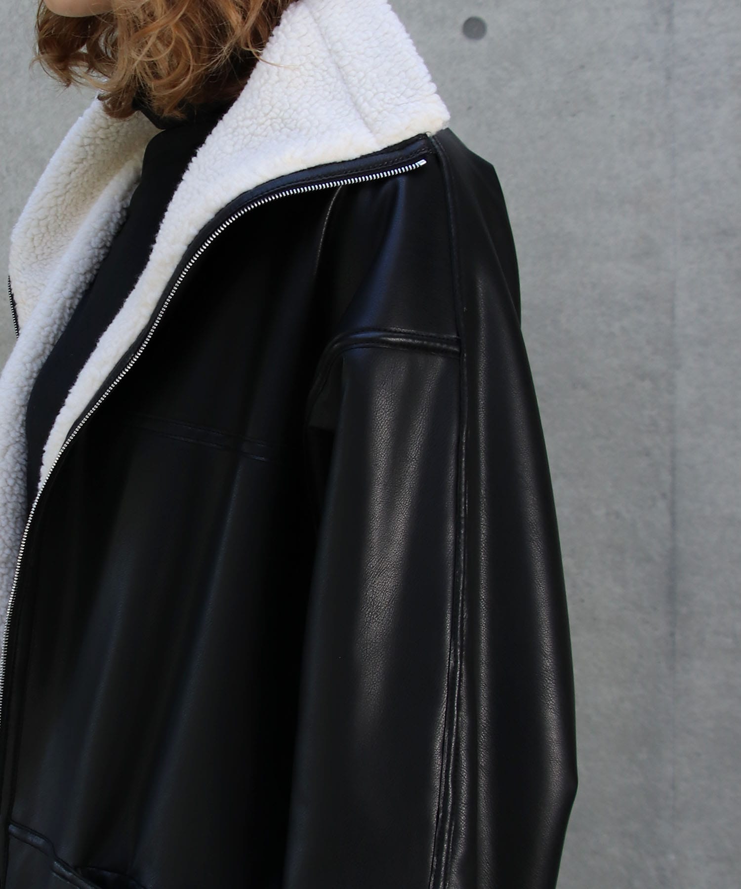 fake leather×boa over zip blouson | AND ON JIONE STORE（アンドオン