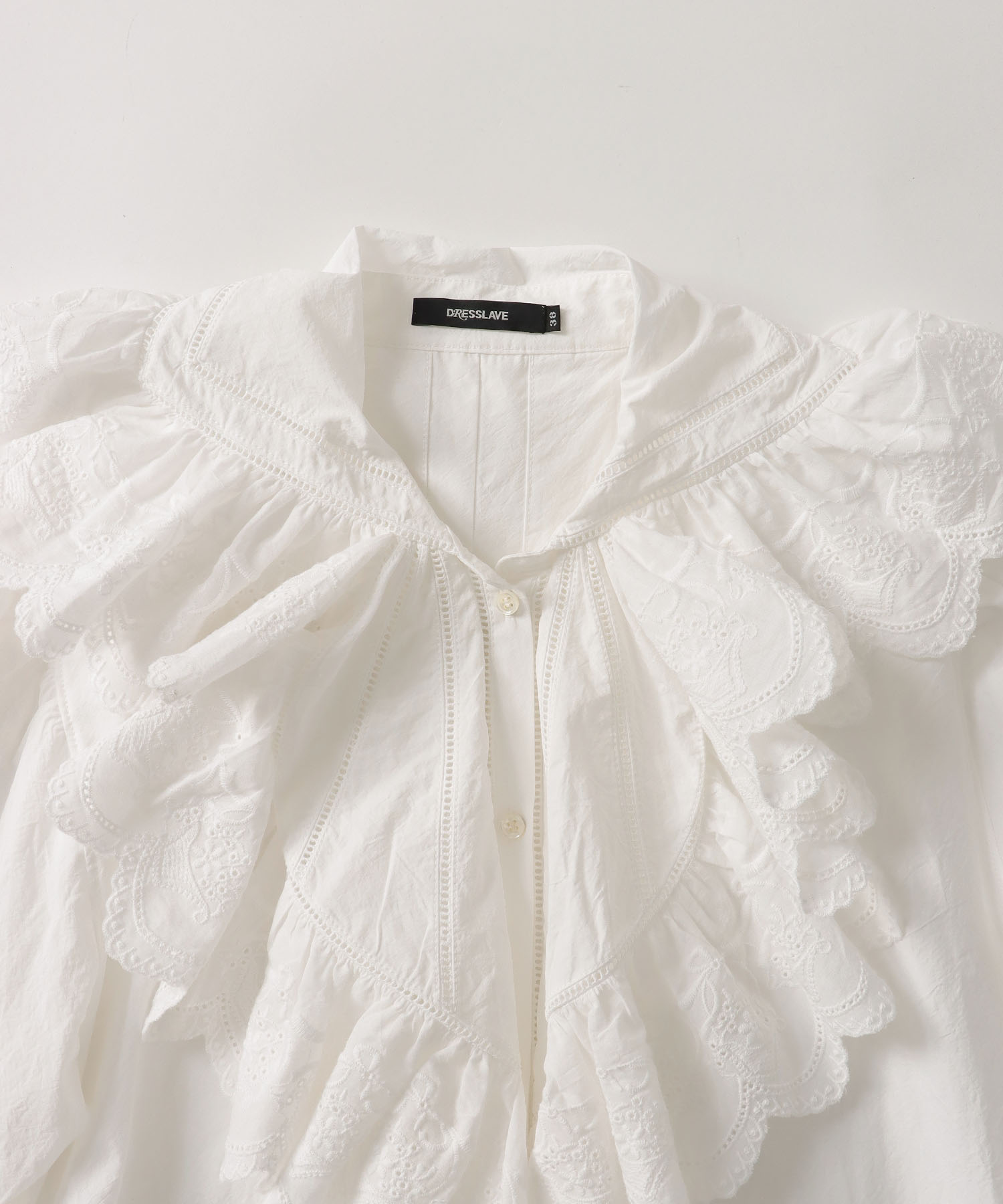 reworked classics lace blouse | AND ON JIONE STORE（アンドオン ...