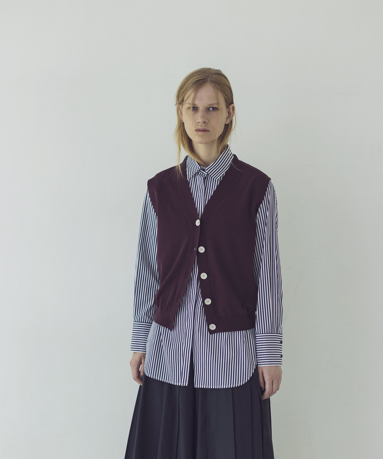 cotton acetate layered vest | AND ON JIONE STORE（アンドオン 