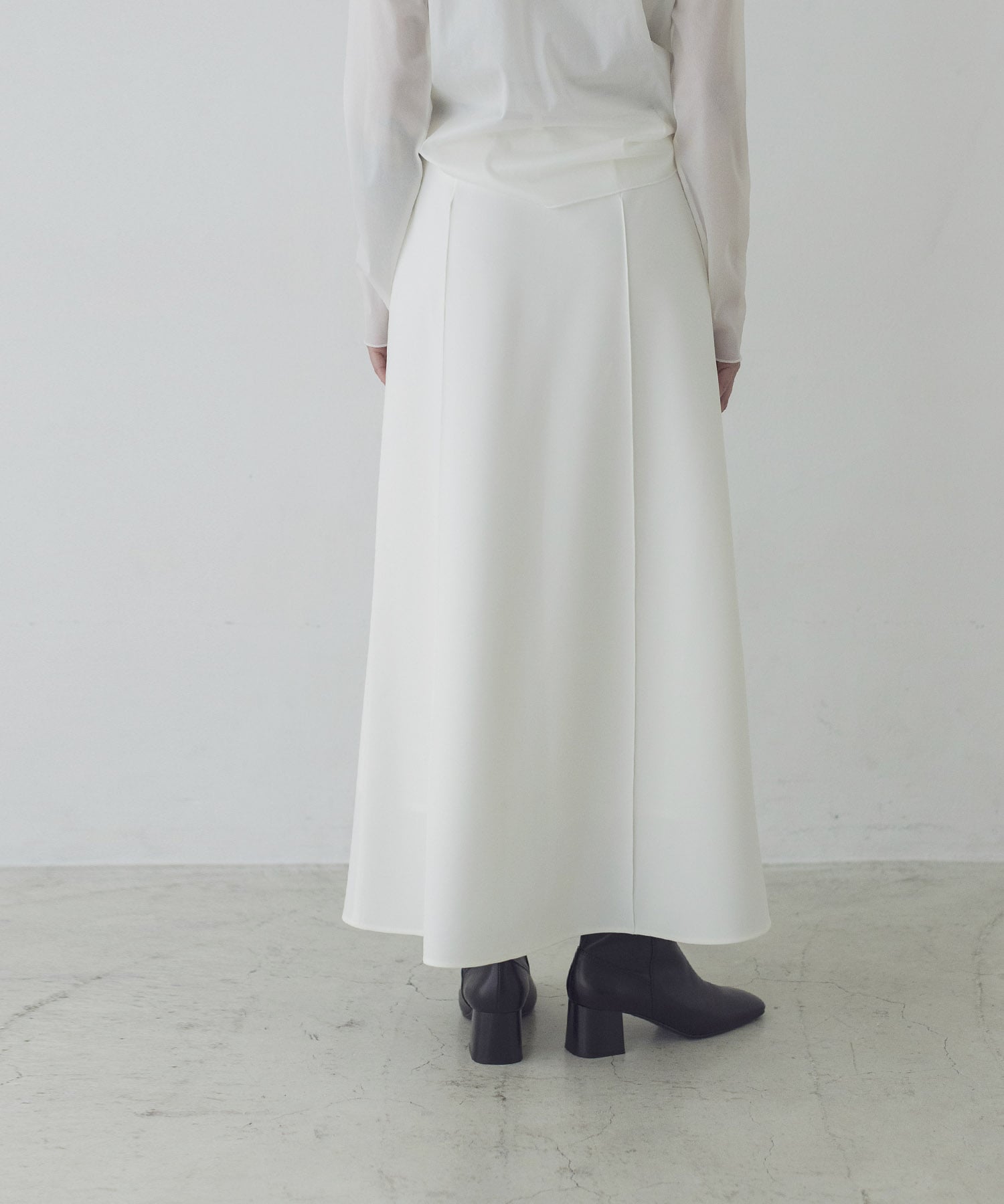 pin tack A-line belt skirt | AND ON JIONE STORE（アンドオン