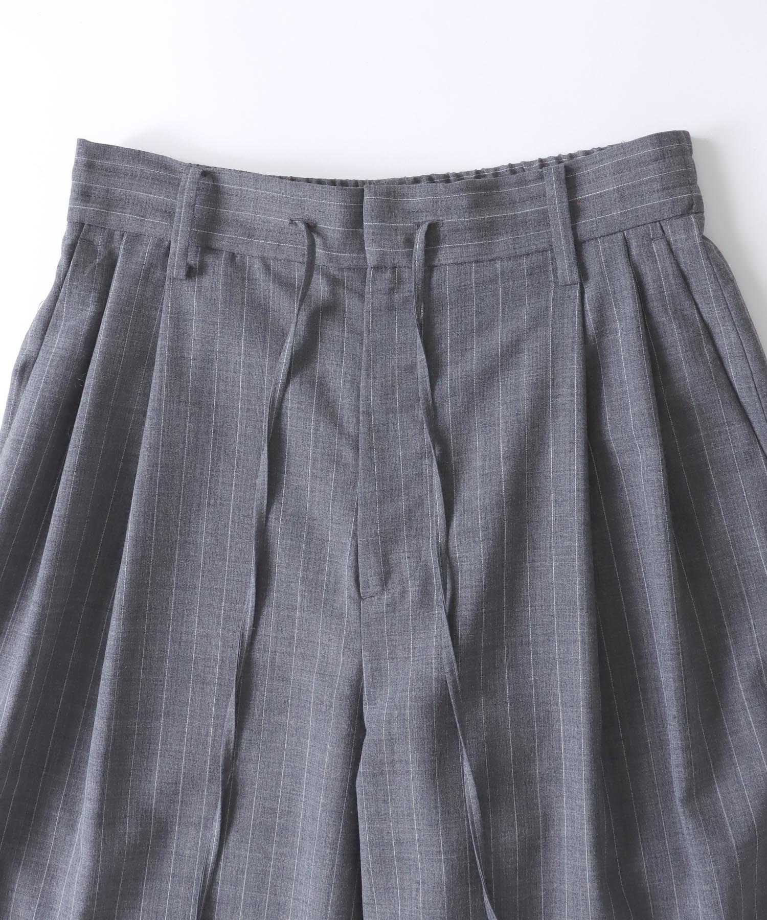 poplin stripe wide relax pants | AND ON JIONE STORE（アンドオン