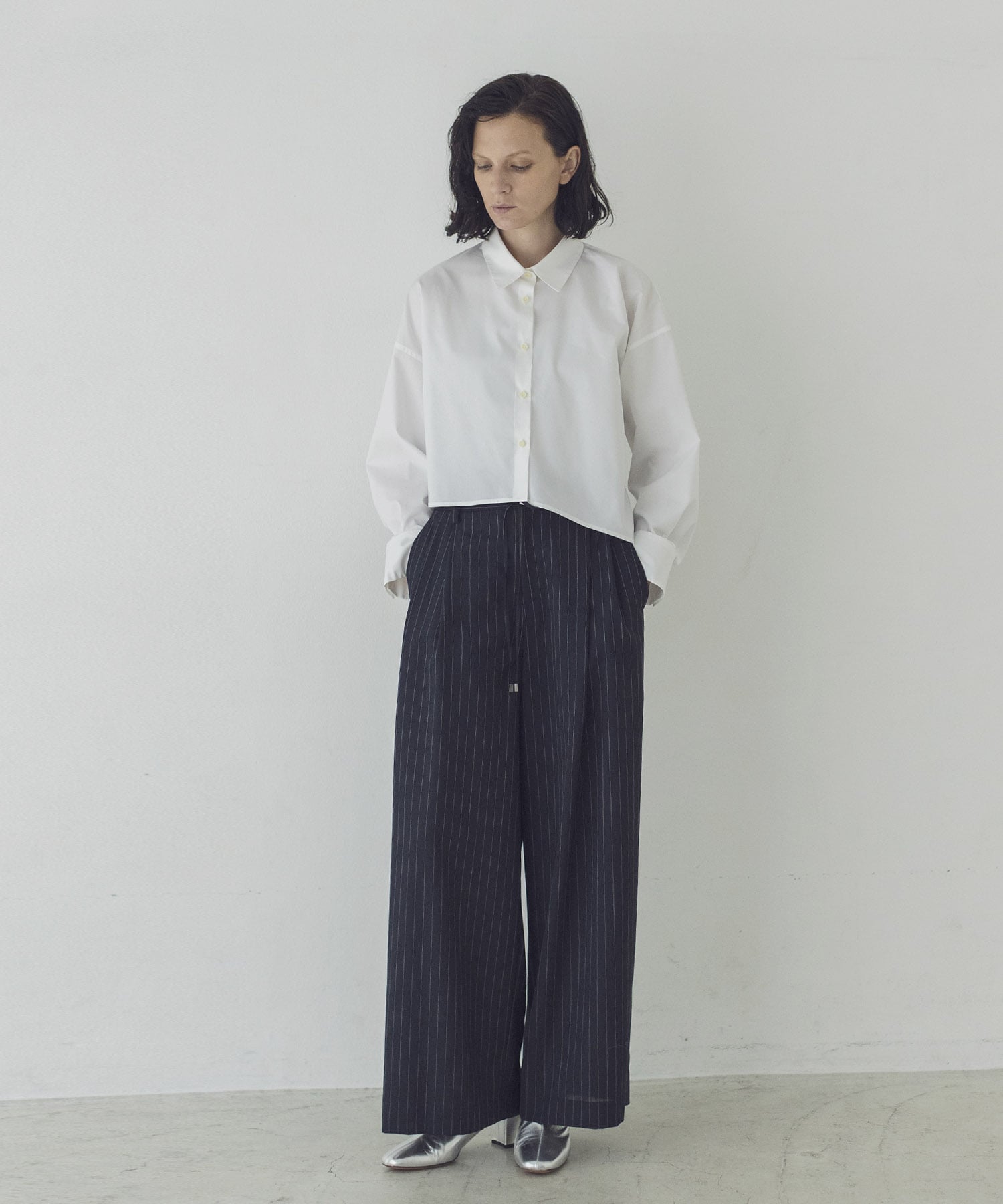 poplin stripe wide relax pants | AND ON JIONE STORE（アンドオン