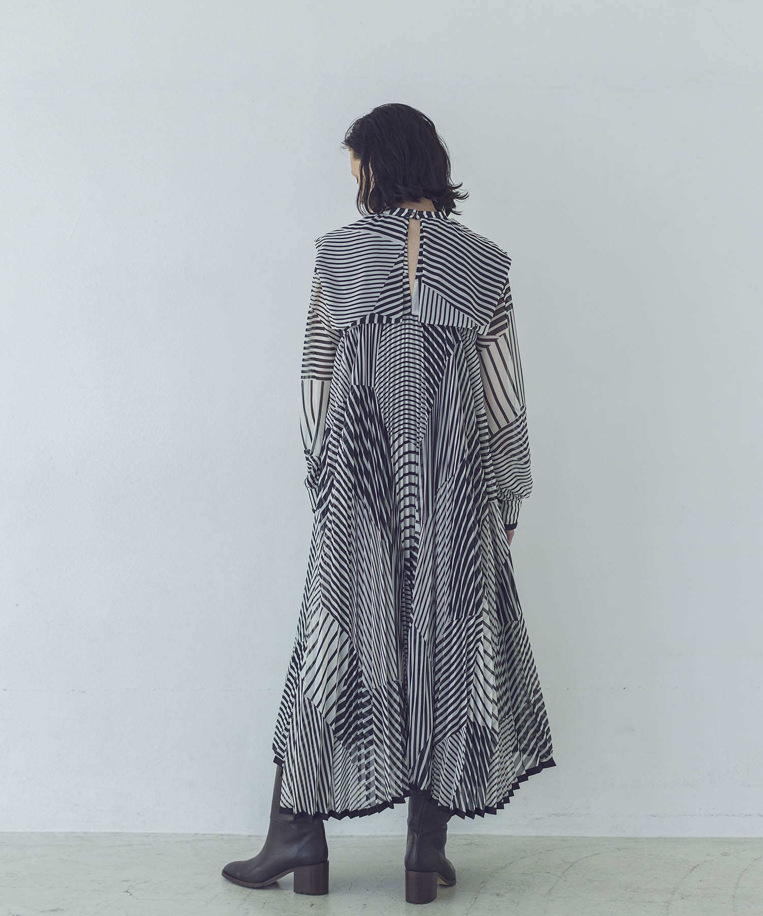 cape collar stripe mix pt pleated dress | AND ON JIONE STORE