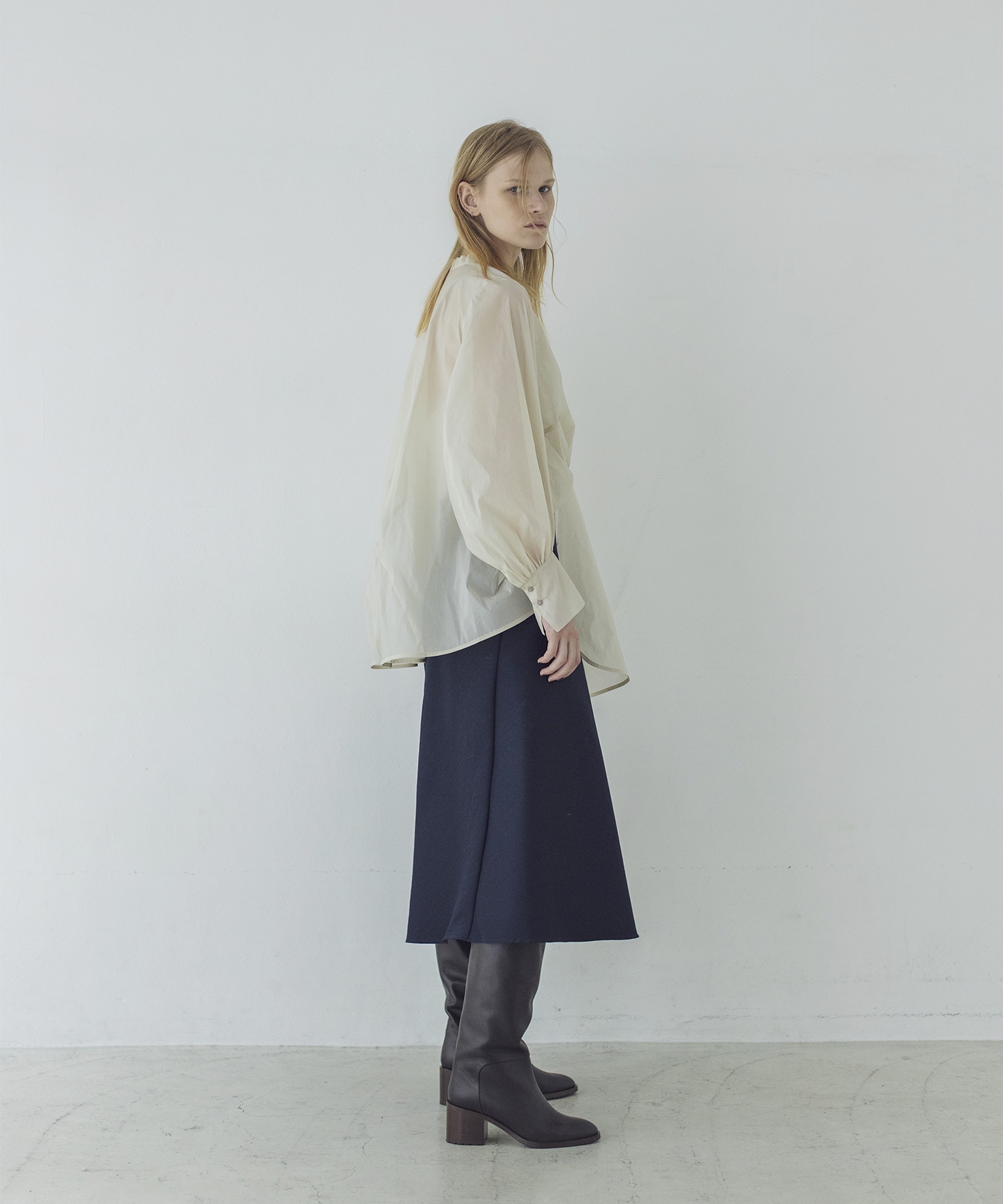 TW clean flare skirt | AND ON JIONE STORE（アンドオン）ジオン商事