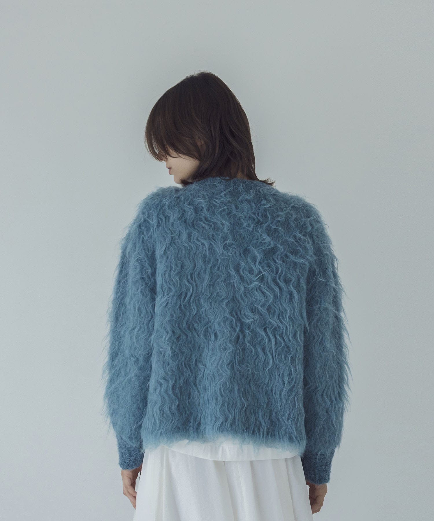 BLOOM loop yarn shaggy cardigan | AND ON JIONE STORE（アンドオン