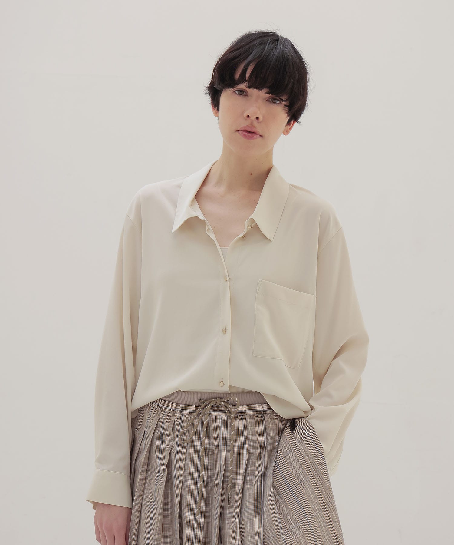 classic decine blouse